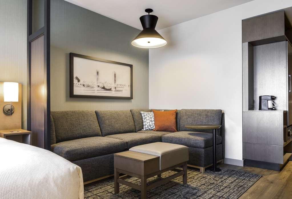 Hyatt Place Sacramento International Airport Rum bild